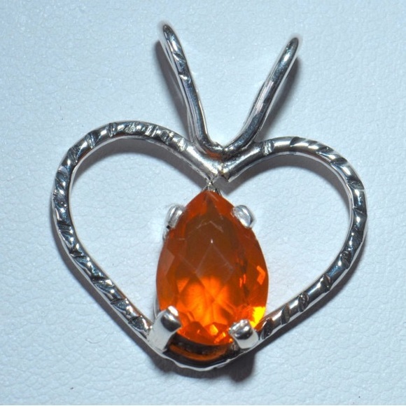 12.4ct Natural Facetted Opal .925 Sterling Silver Pendant - Picture 1 of 17
